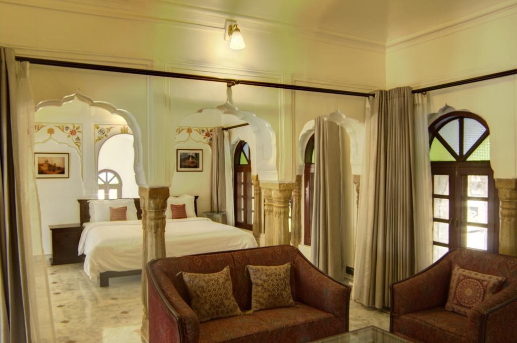 Amritara Surajgarh Fort Quarto foto